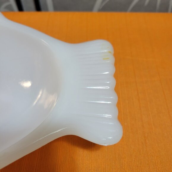 Vintage Milk Glass GlasBake Fish Sushi Sashimi Serving Platter - 18" - Picture 5 of 6